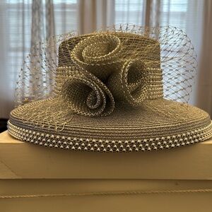 Elegant Silver Women's Hat with Mesh Detail